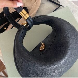 Songmont Elegant Black Leather Handbag